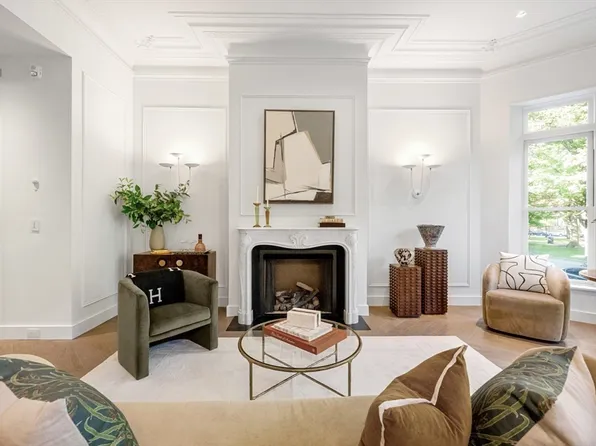 260-262 Commonwealth Ave #1A, Boston, MA 02116