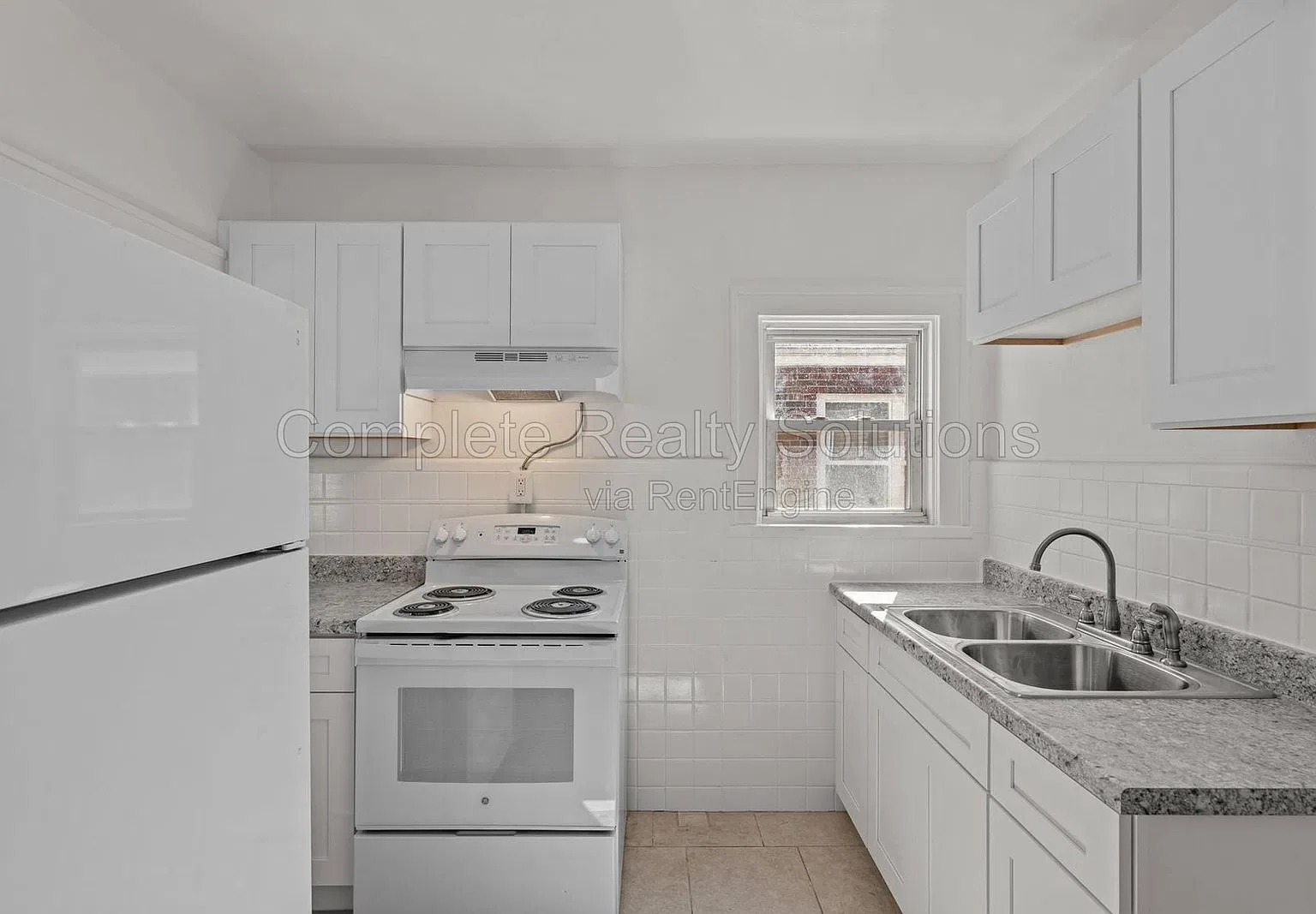 2 bed, 1.0 bath, 864 sqft, $1,195 — Photo 3