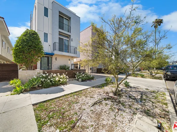 319 S Serrano Ave, Los Angeles, CA 90020