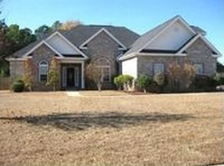 139 Dora Ln, Byron, GA 31008