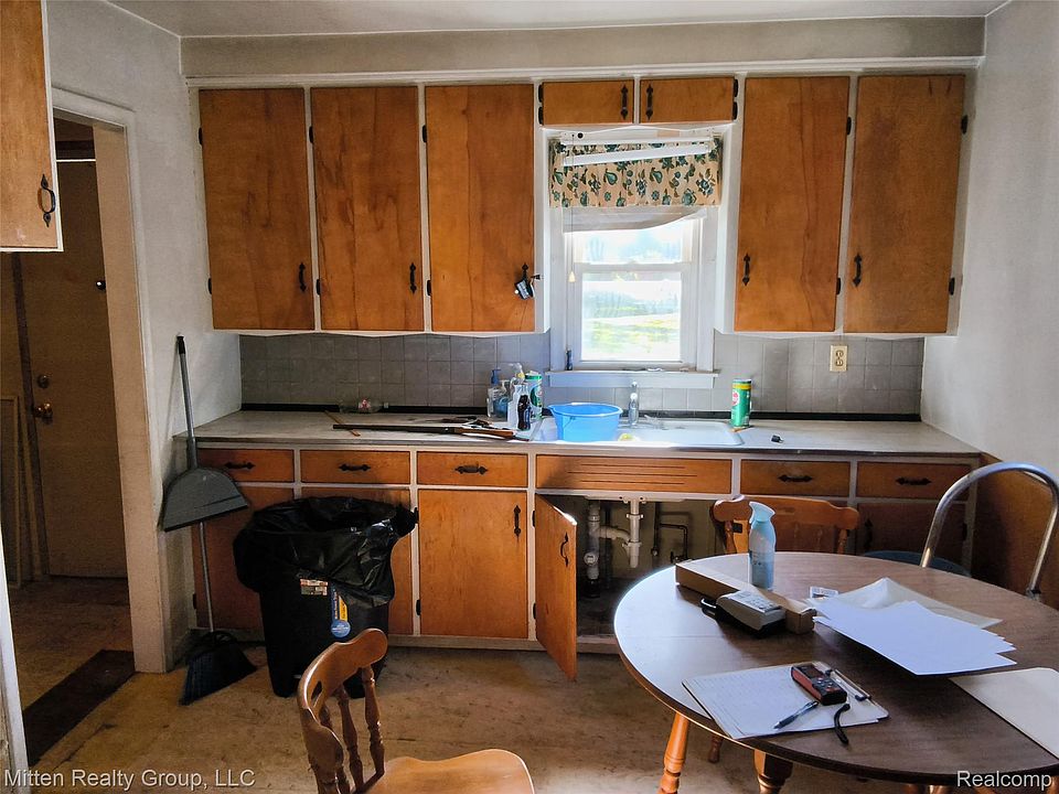6169 Van Syckle Ave, photo 21