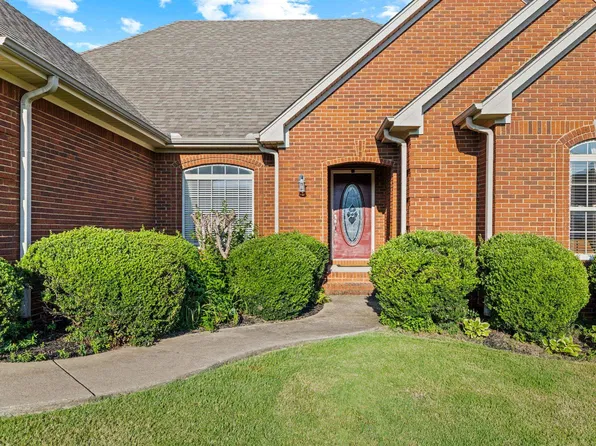 107 Wheaton Ct, Florence, AL 35633