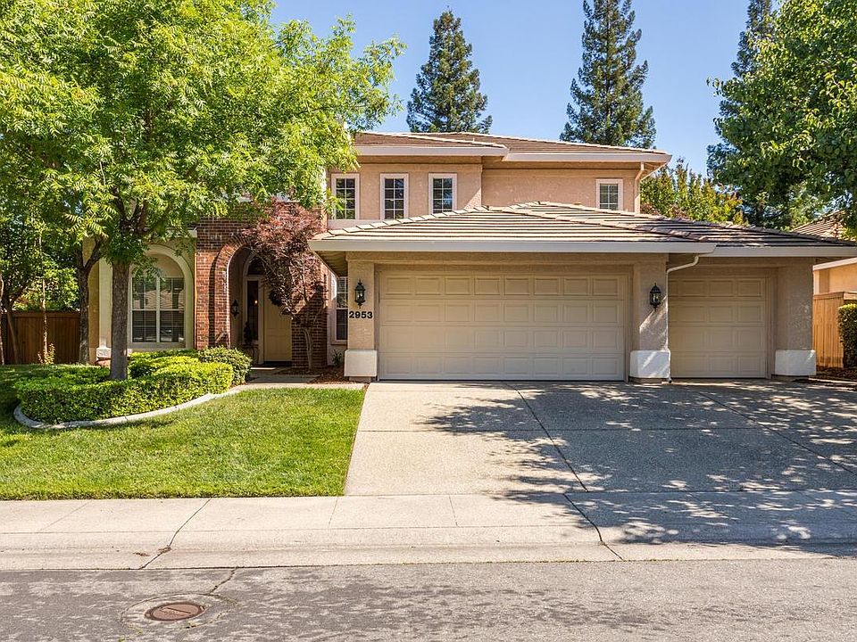2nd image of 2953 Nelson Dr