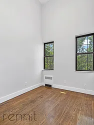 Rented by Rennit Inc.