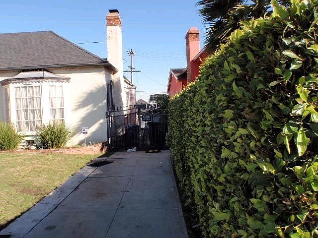 1st image of 4184 Angeles Vista Blvd
