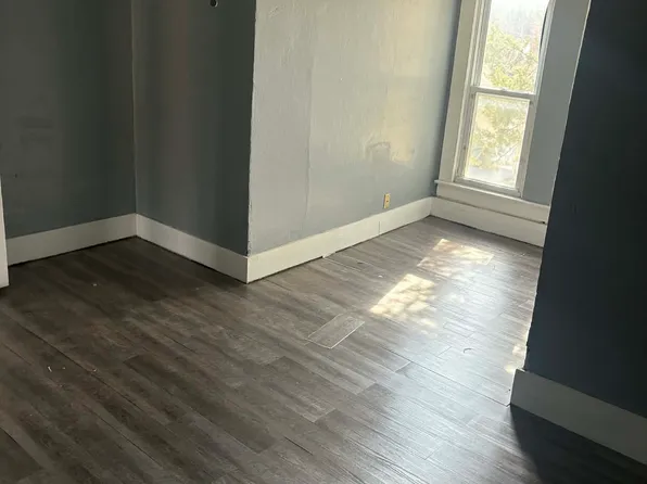 (undisclosed Address), Vandalia, IL 62471