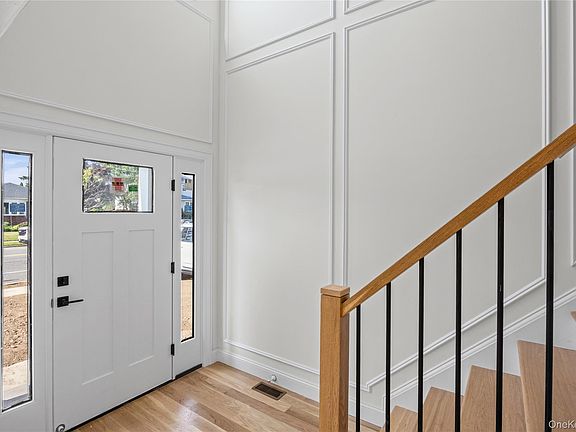 3rd image of 43 Westbury Avenue