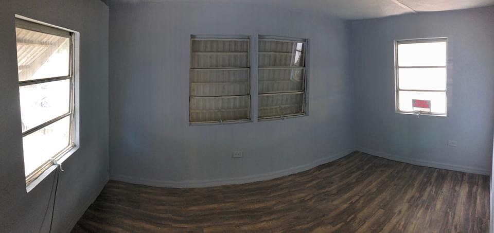 2nd image of 542 Pomegrante Ave Lot 7
