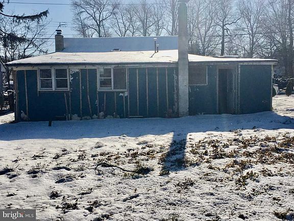 5th image of 12 Clifford Ave