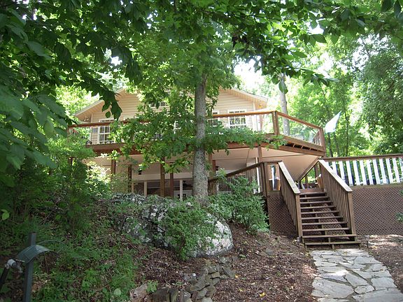 4th image of 250 Pine Knob Cir
