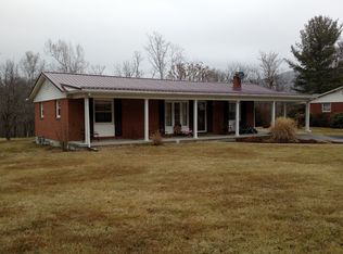 818 Oneida Trl, Covington, VA 24426