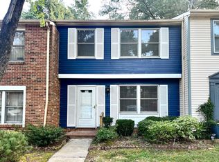 8234 Knights Bridge Rd, Charlotte, NC 28210