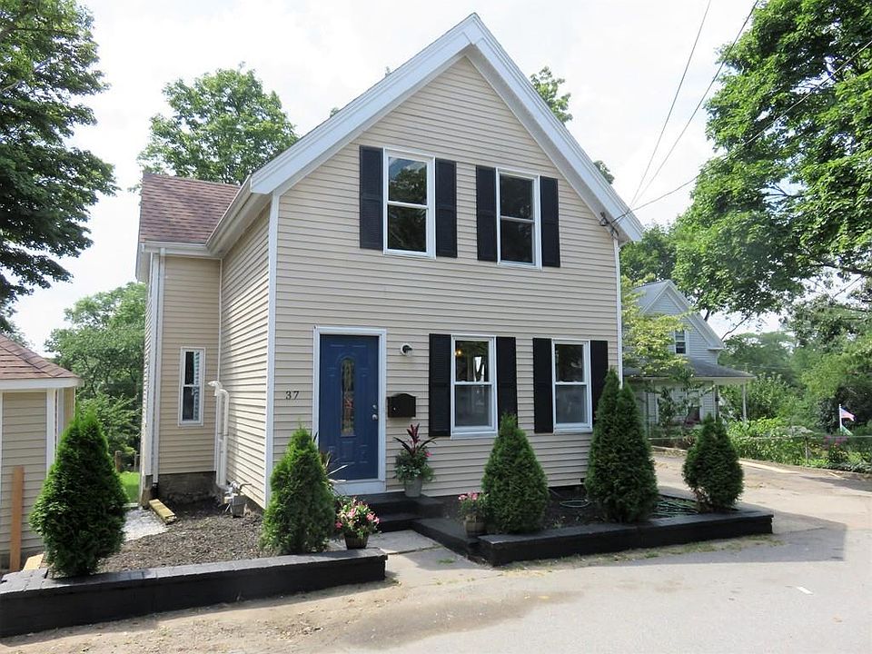 1st image of 37 Foye Ave