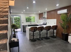 3000 Nicol Ave, Oakland, CA