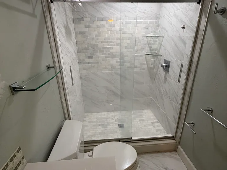 Master bath 3