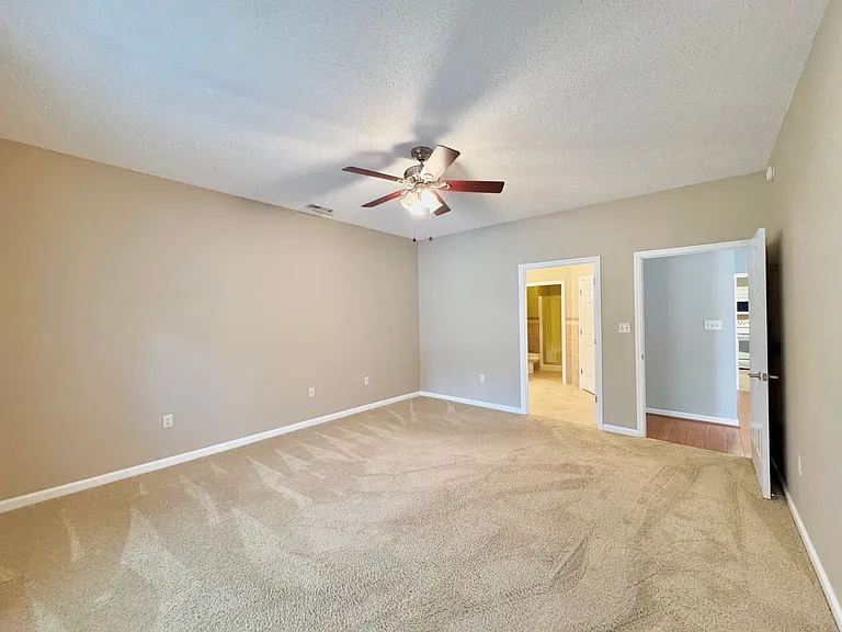 226 Beaver Creek Dr — Photo 17