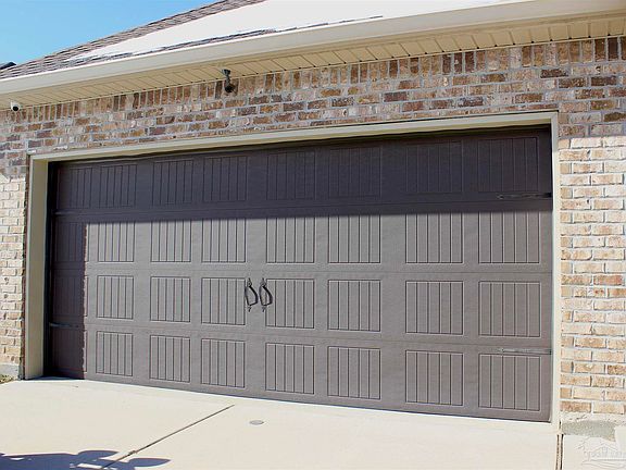 3rd image of 8815 Bellawood Cir