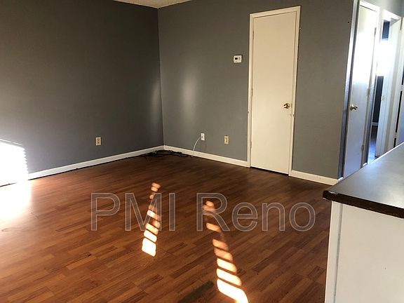2nd image of 2560 E St APT H