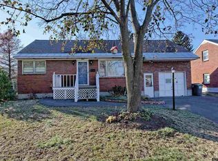 1041 Obrien Ave, Schenectady, NY 12303