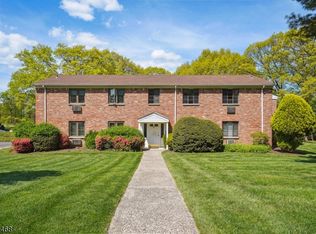 83D Troy Dr, Springfield, NJ 07081