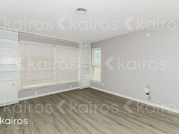 3rd image of 3619 Lenwood Dr