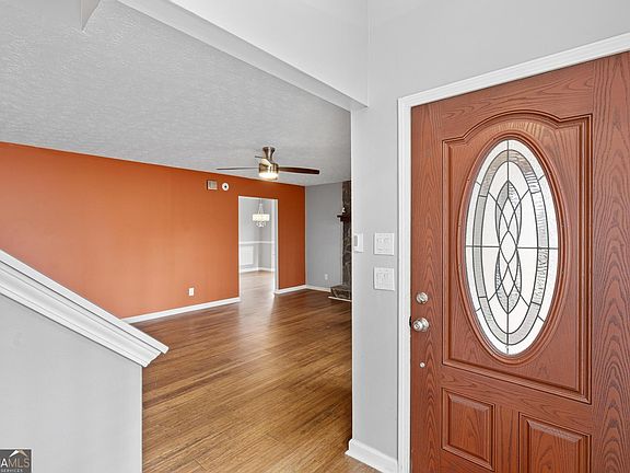 4th image of 133 Harold Dr