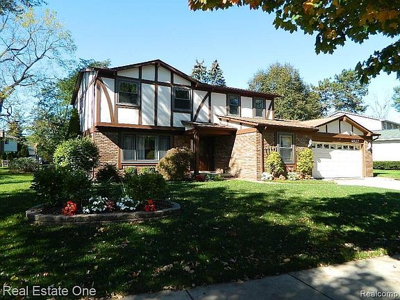 2nd image of 6927 Northpoint Dr