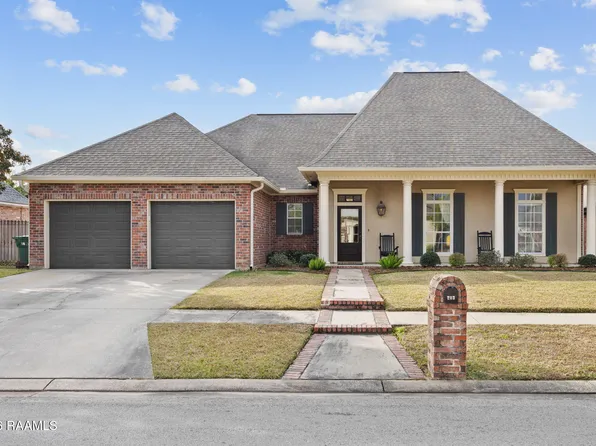 203 Oak Hollow Dr, Lafayette, LA 70508
