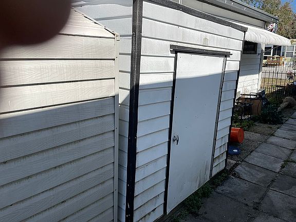 5th image of 9014 Bolton Ave Lot 92