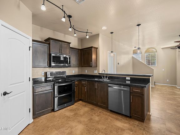 4th image of 17763 N 114TH Drive