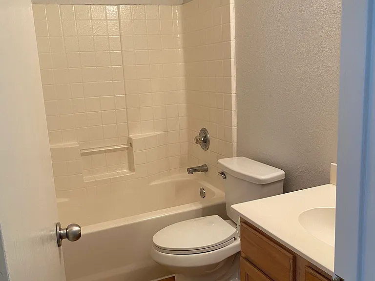 116 Lipan St — Photo 7