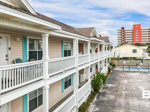 3rd image of 1117 W Lagoon Ave #11