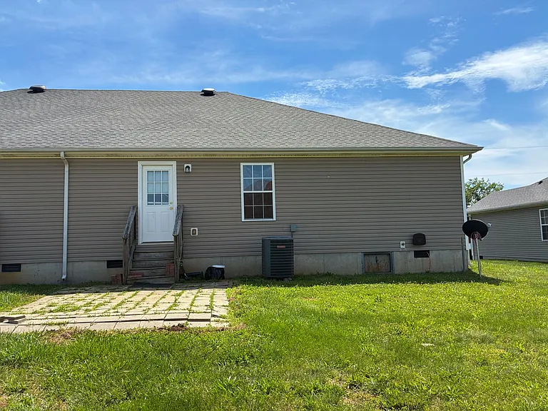 109 Kestrel Ct — Photo 47