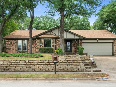 608 Steeplechase Dr, Bedford, TX, 76021