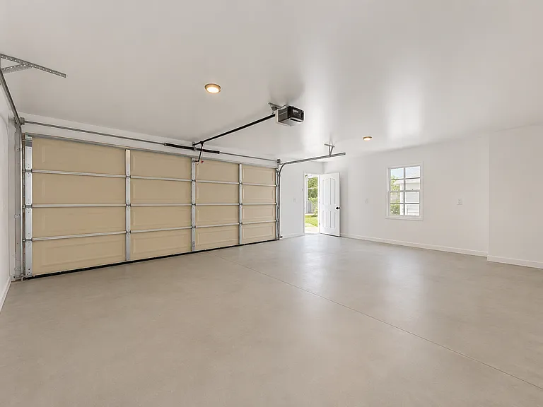 3972 Hubert Ave — Photo 23