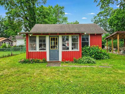 11128 E Pottawotomie Trl, Walkerton, IN, 46574
