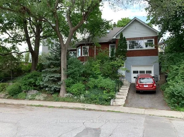 11 Kippewa Dr, Ottawa, ON K1S 3G3