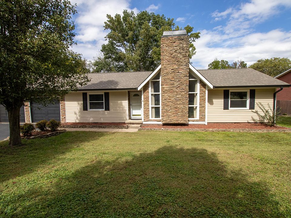 1st image of 241 Meadow Green Dr