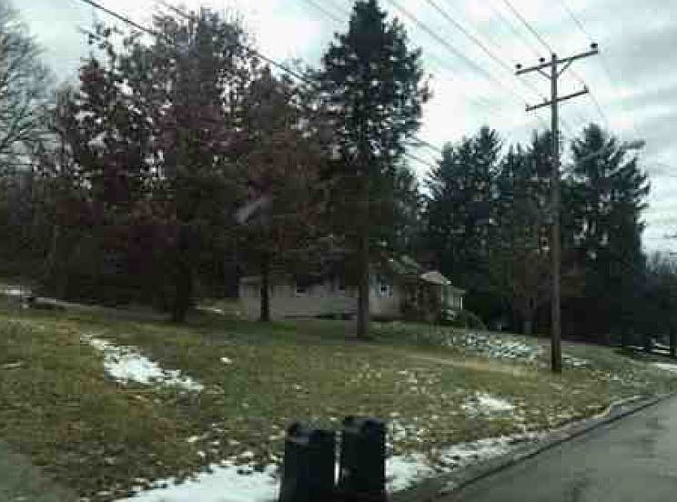 2nd image of 11260 Larwin Ln