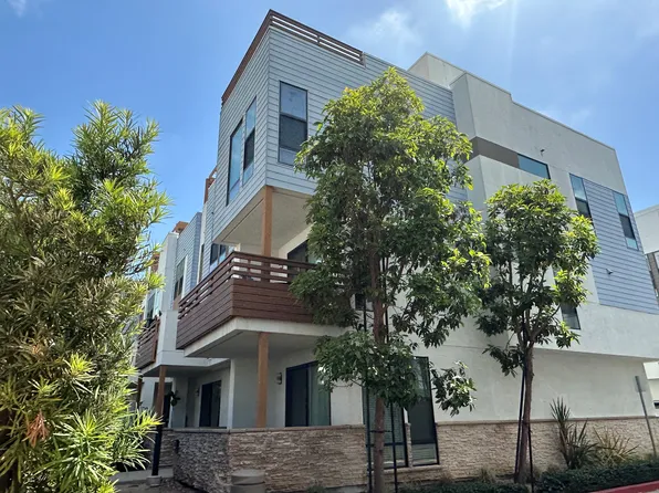 1688 Topanga, Costa Mesa, CA