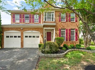 42908 Ridgeway Dr, Ashburn, VA 20148