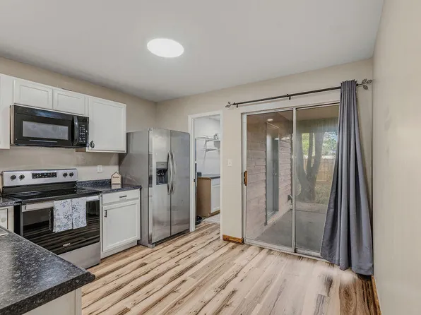 13 Cape Dr NW APT B, Fort Walton Beach, FL 32548