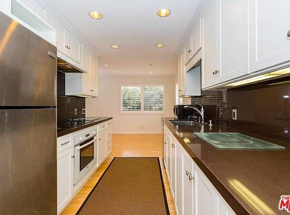 5th image of 404 San Vicente Blvd Unit 301