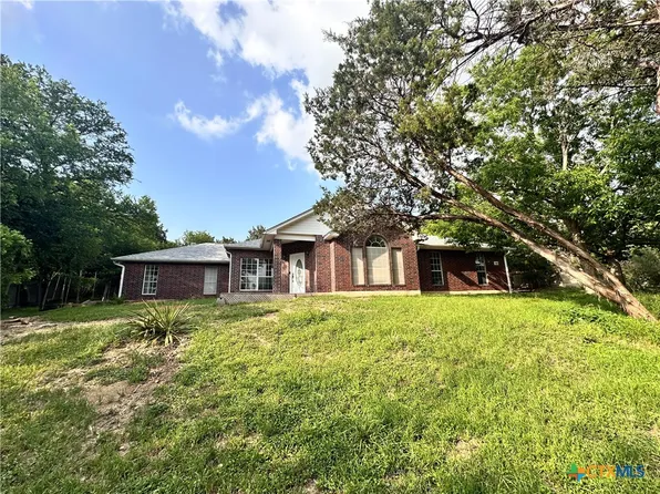 620 Stagecoach Trl, San Marcos, TX 78666