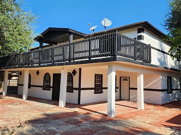 2nd image of 504 N Beto Garcia Dr