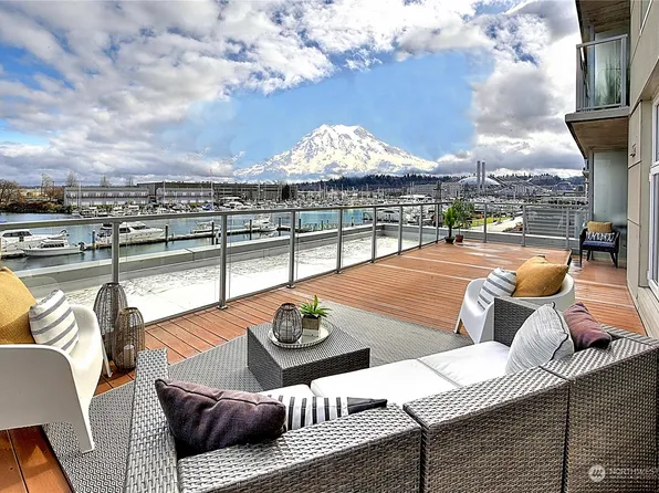 1515 Dock Street #214, Tacoma, WA 98402