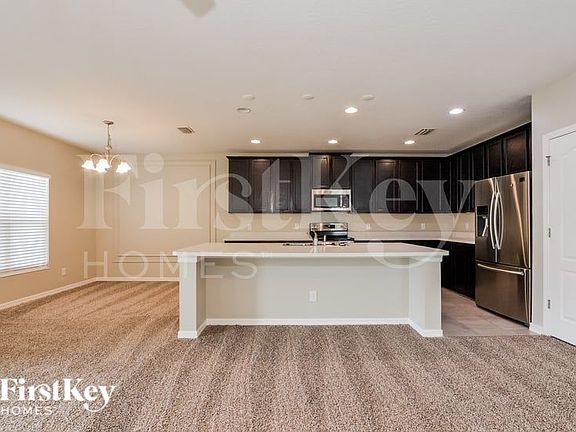 4th image of 4782 Marcos Cir