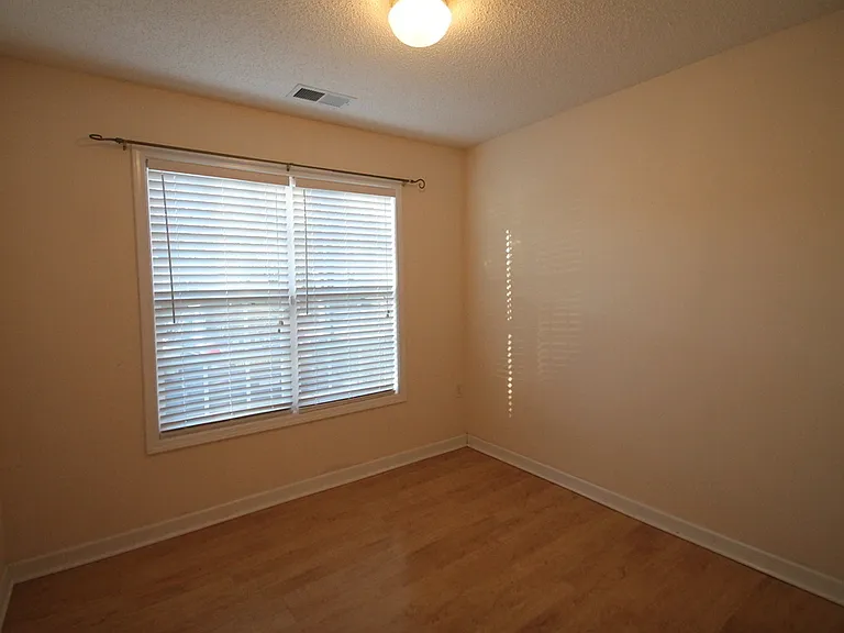 1555 Tiana Way — Photo 4
