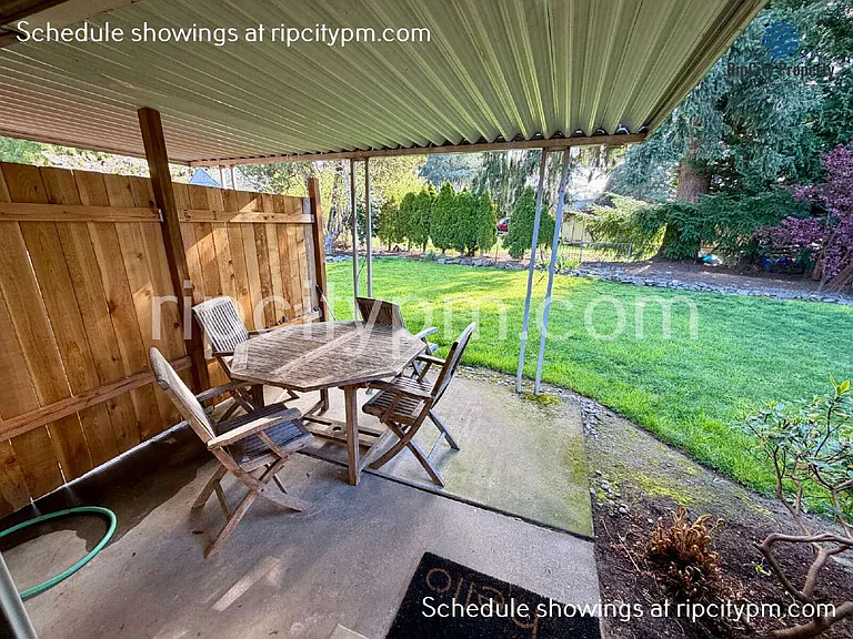 11430 SW 121st Ave — Photo 10