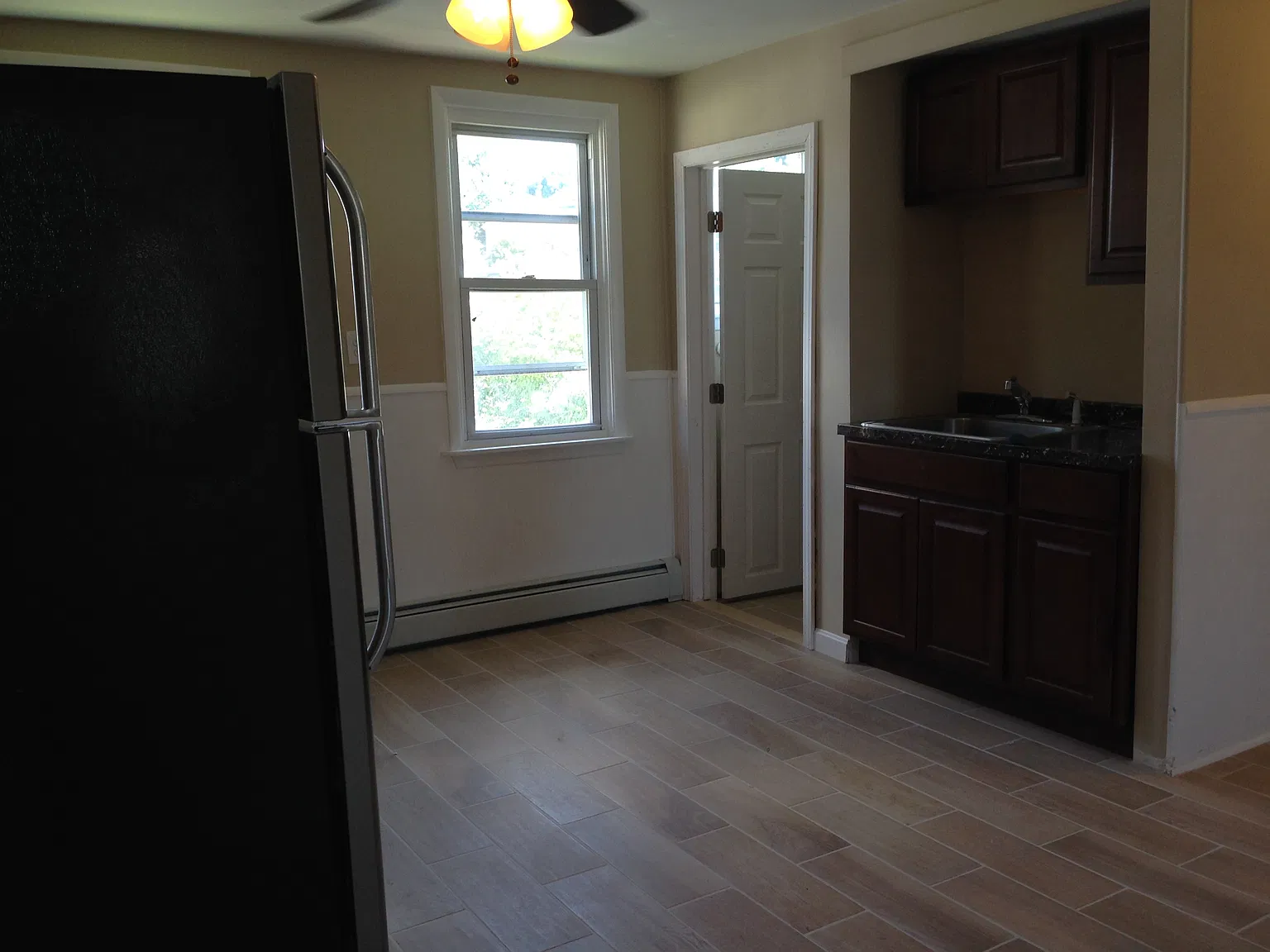 2 bed, 900 sqft, $1,350 — Photo 4
